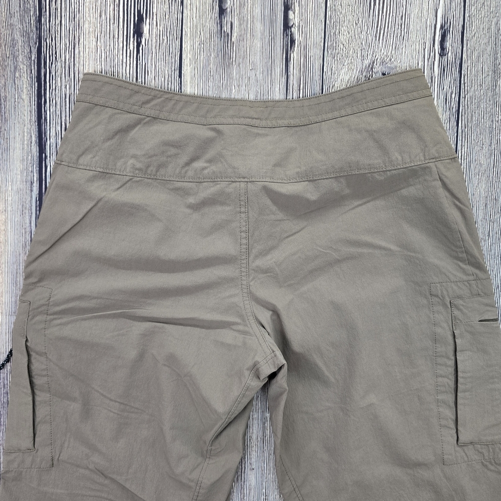 Mountain Hardware Tan Zip-Off Leg Cargo Shorts - Picture 8 of 12